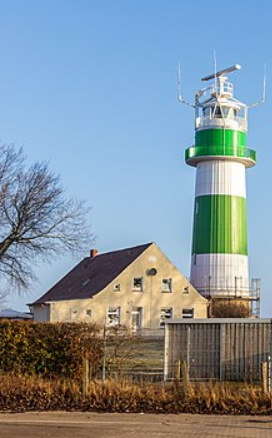 A picture of Bülk Lighthouse, because I think I'm sooooo funny.
